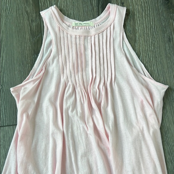 Free People Pink Pleated Sleeveless Tank Top - Picture 2 of 3